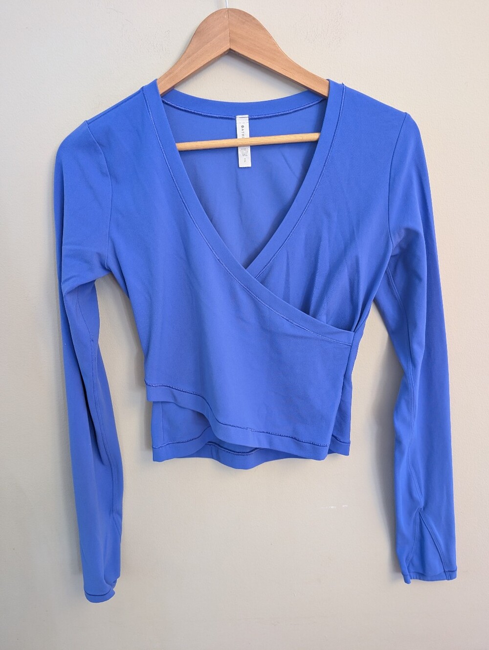 Athleta Periwinkle Wrap Front Crop Athletic Top Size S